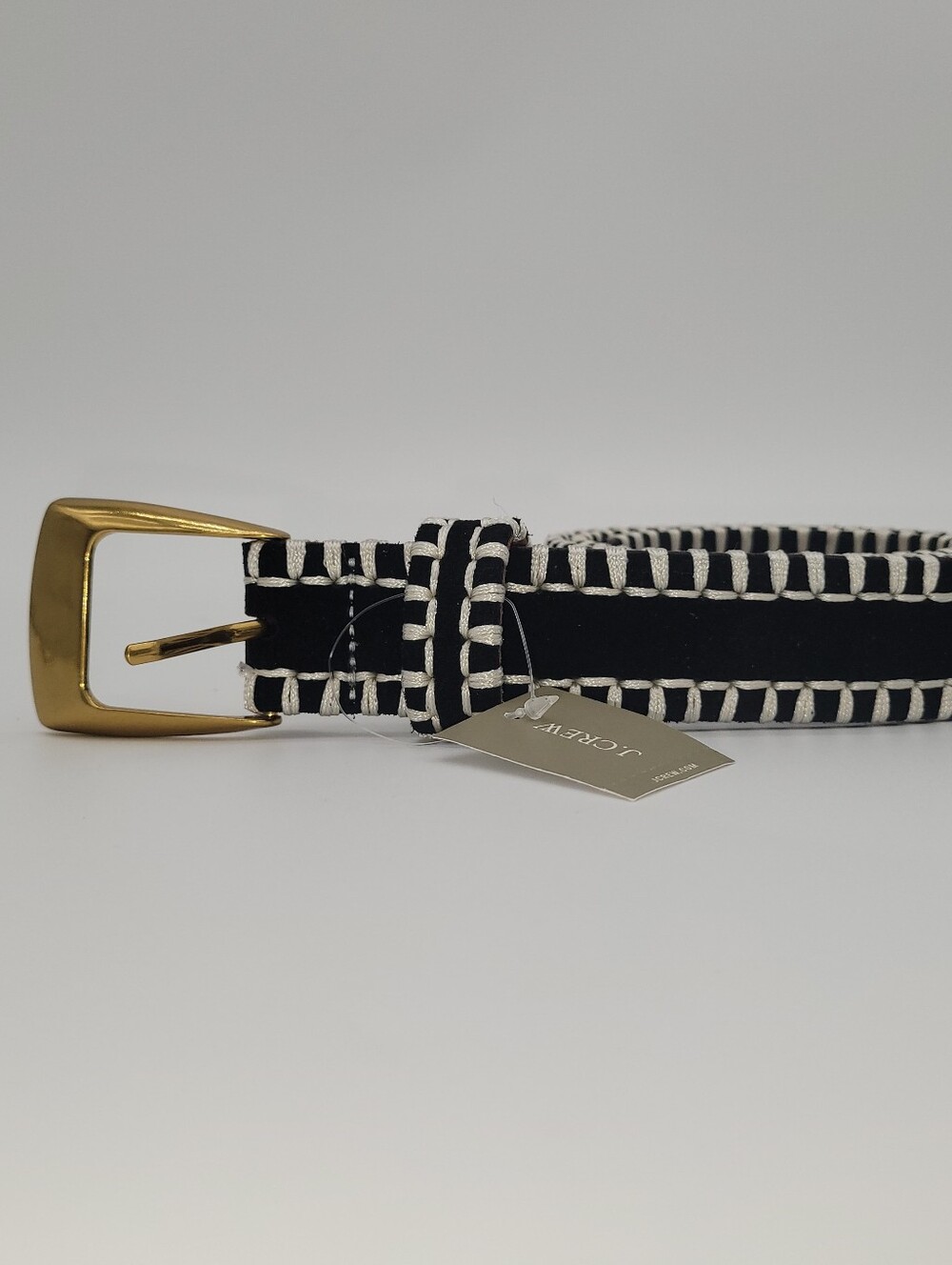 J Crew Black Leather Belt with White Stitch Detailing - Picture 4 of 4
